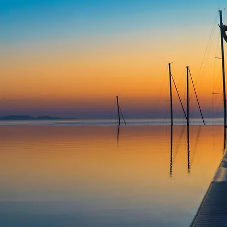 Mykonos Riviera & Spa, A Member Of Small Luxury Of The World Tourlos