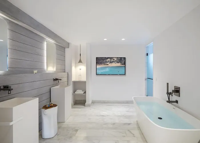 Mykonos Riviera & Spa, A Member Of Small Luxury Of The World Τούρλος